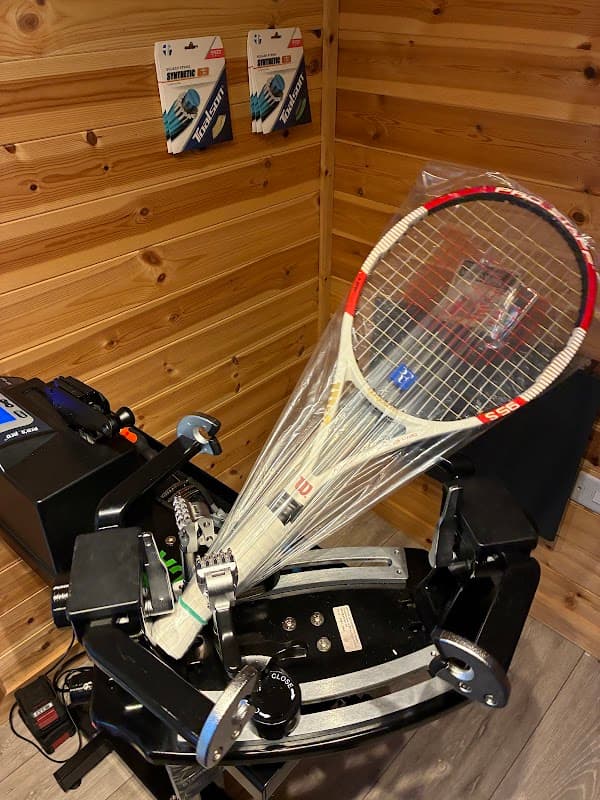 Stringing HUB Doncaster 🎾TENNIS🏸BADMINTON and SQUASH/RACKETBALL Racket Stringing and Servicing