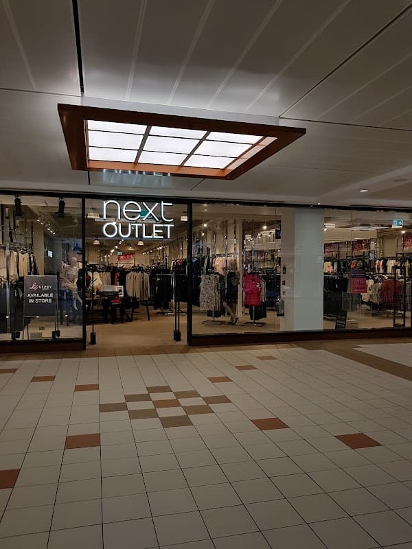 Next Outlet