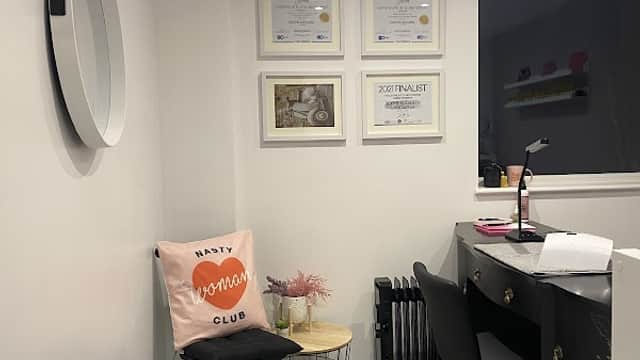 Dreamland Nails - Beauty Salons in richmond