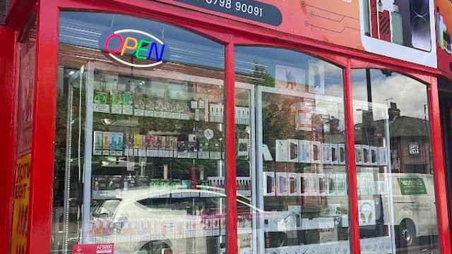 PHONE AND VAPES - Phone Shops in sheffield