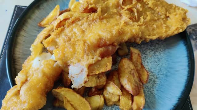 Park View Fisheries - Takeaway in featherstone