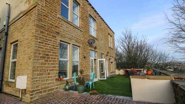 Accommodation at One Eight Three Guest Cottage in holywell green