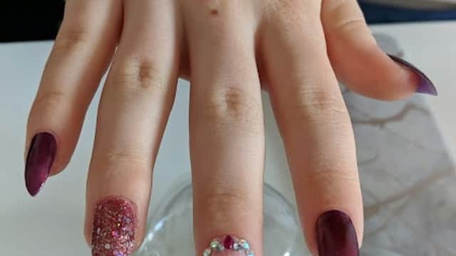 Gelous Beauty & Laser - Beauty Salons in thornaby