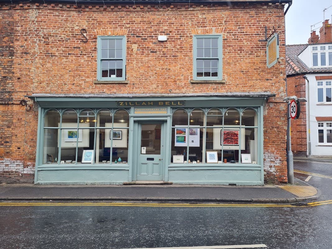 Zillah Bell Contemporary Art
