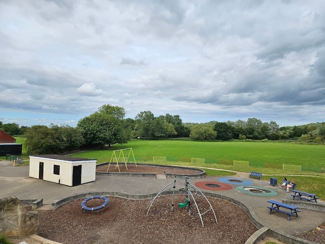 Noddle Hill Play Area