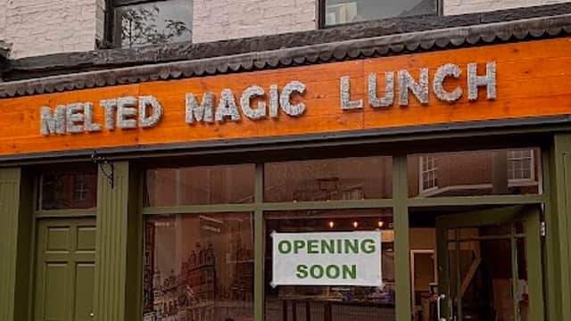 Cafe Melted Magic Lunch in hull