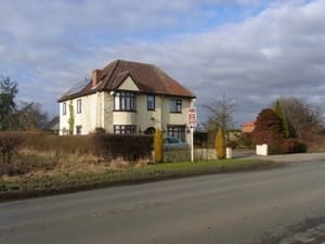 Oaklands Guest House