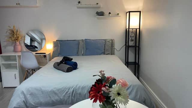 Accommodation at Charming, cosy hideaway with free WiFi, parking in roundhay