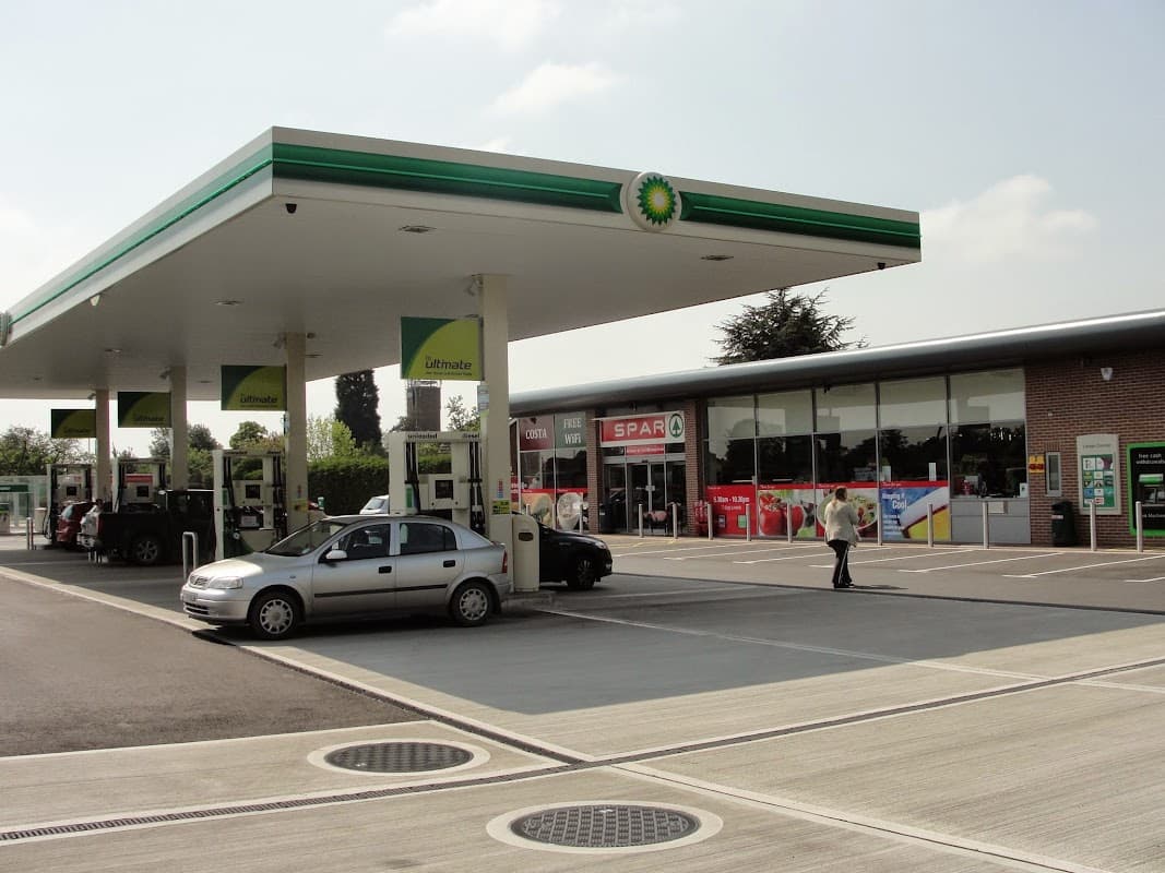 Longs Corner Service Station