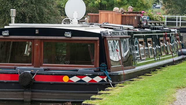Accommodation at Lady Teal Hotel Boat in leeds