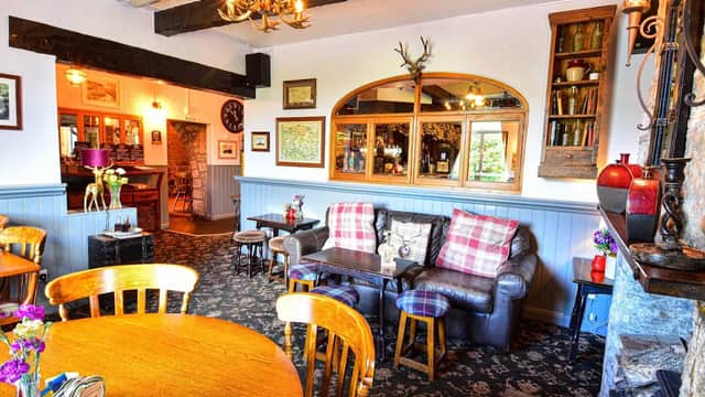 Dining at The Robin Hood | Pub & Restaurant in chiserley