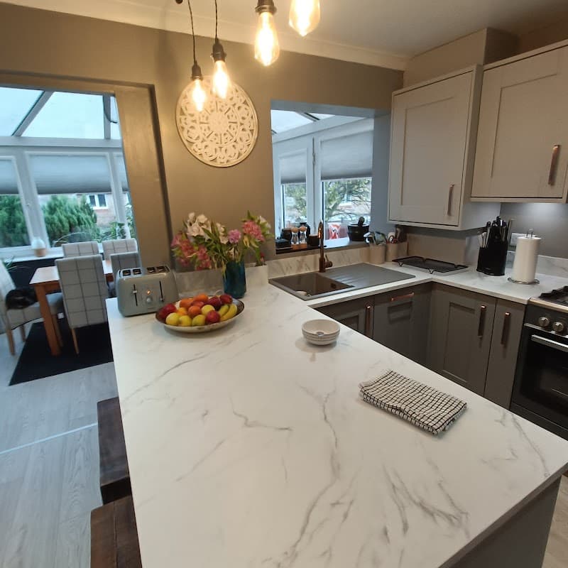 Lemon Squeezy Kitchens & Bathrooms