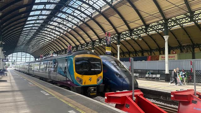 Hull - Railway Stations in hull