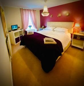 Beautiful self contained apartment in Ripon town house