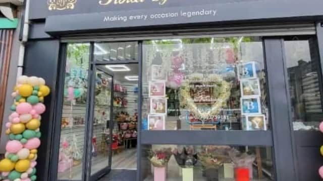 Florals by pearls - Florists in bradford