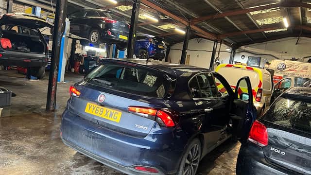 MR1 Autos - Garages in wibsey