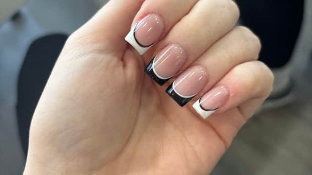 Iconic Nail Studio - Nail Salons in beeston