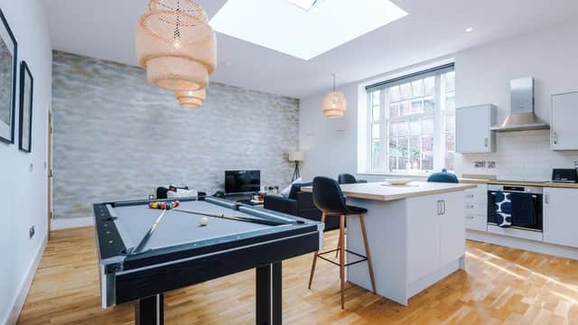 Accommodation at Charming Abode in Central York - Pool Table in york