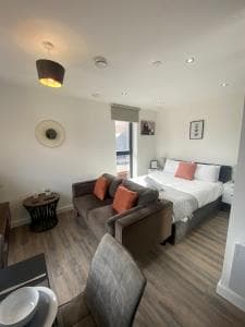 Central Studio - New - FREE Wi-Fi - City Centre