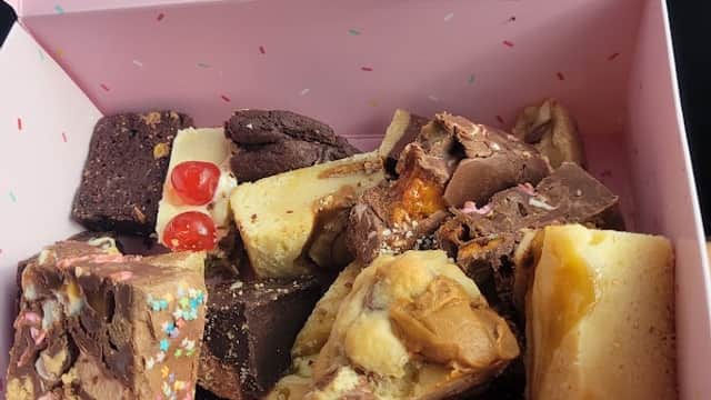 Sprinkle Sisters - Bakers in hessle