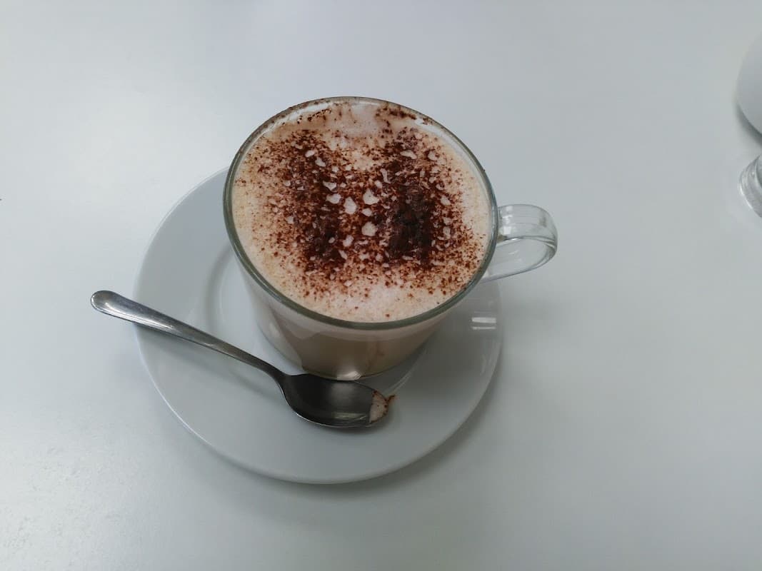 Cafe on t' corner