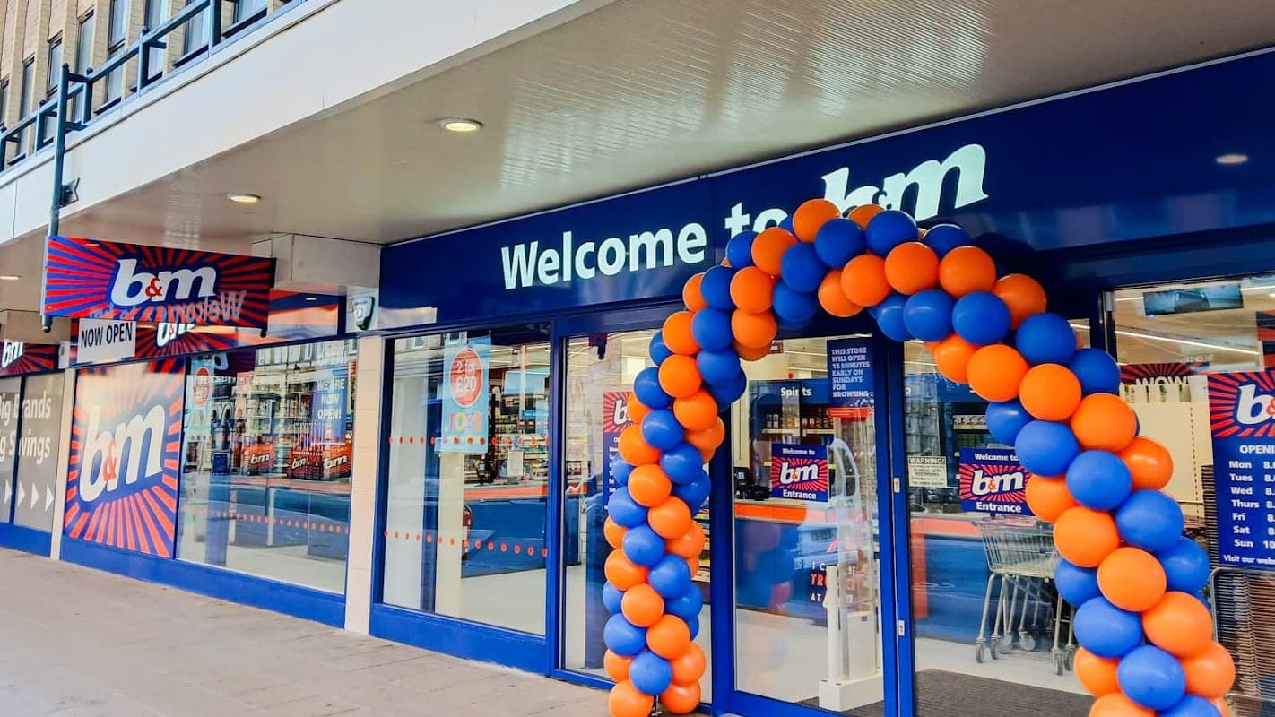 B&M Store