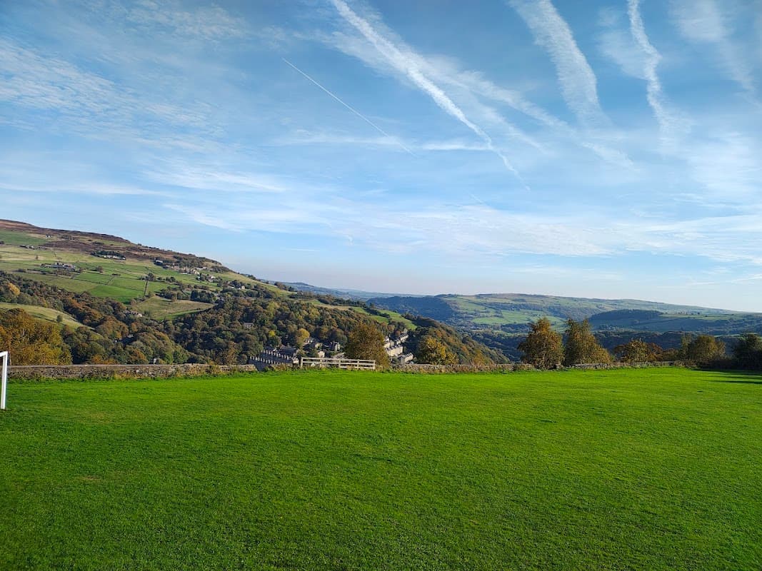 HEPTONSTALL PLAY AREA