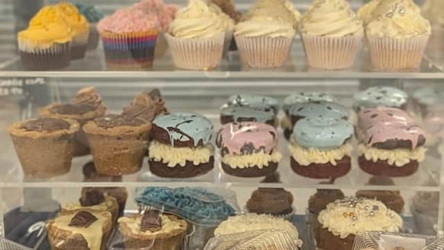 Yummy Cupcakes - Bakers in alverthorpe