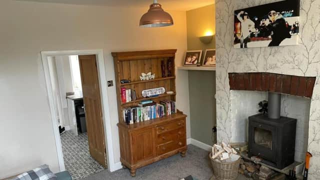Accommodation at Cosy Cottage edge of Peak District -Log Burner UK in stocksbridge