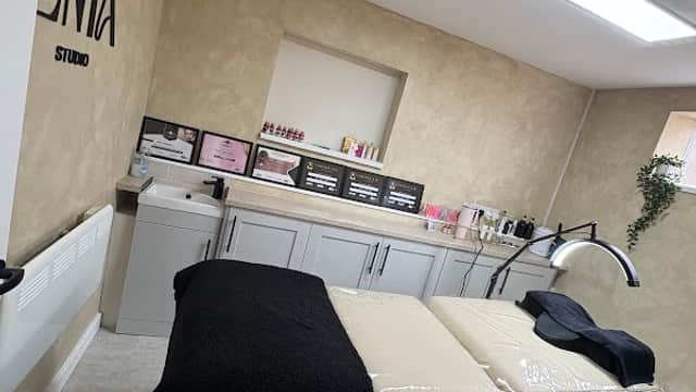 EMA Studio - Beauty Salons in beverley