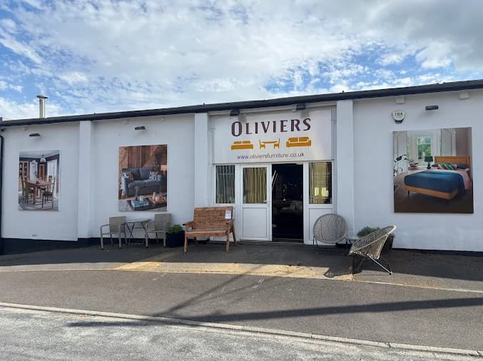 Oliviers Furniture