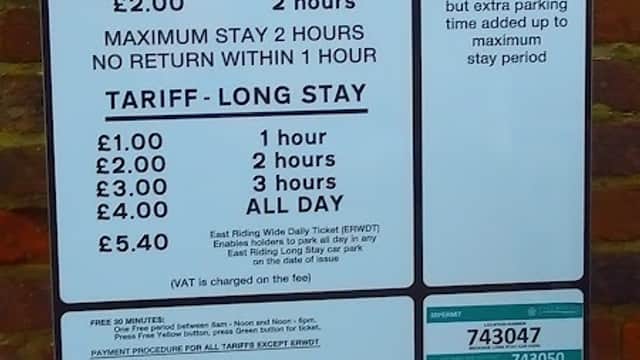 Sign detailing parking tariffs for Beckside Car Park in Driffield, including short and long stay options and prices.