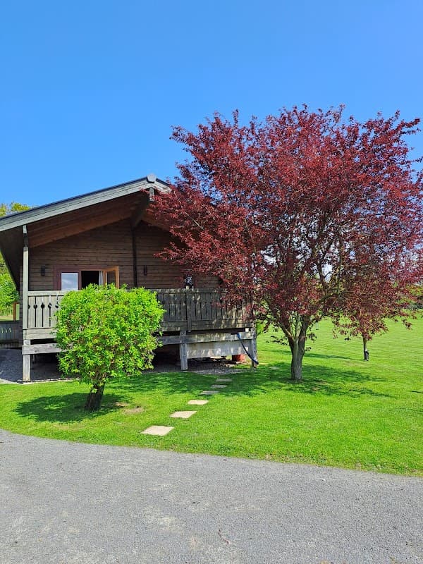 Flowery Dell Lodges