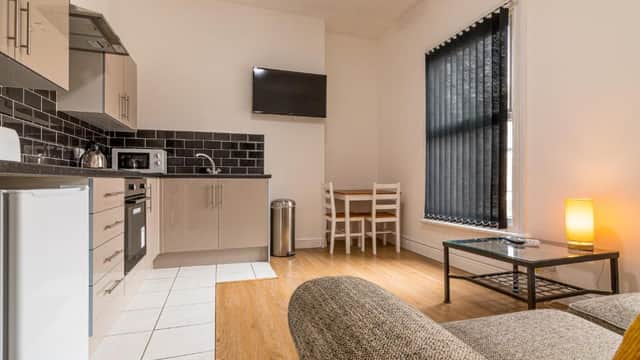 Accommodation at PLATFORM Fishing Quarter Apartment 2 in hull