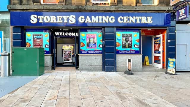 Storeys Amusement's - Entertainment in barnsley
