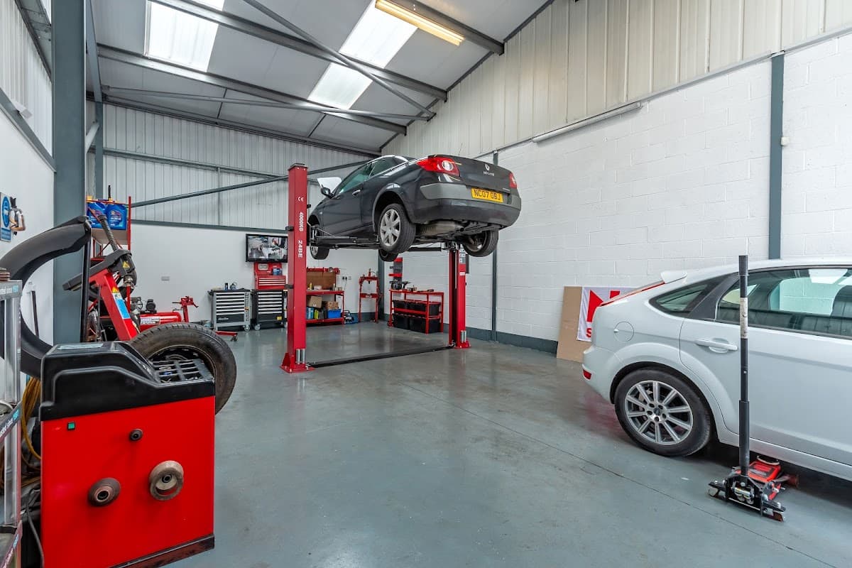Hill Auto Centre