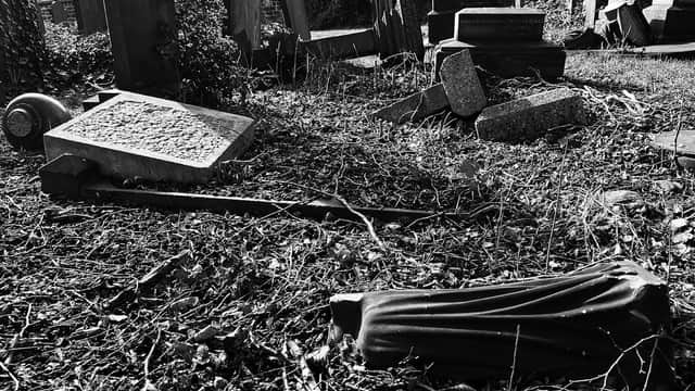 Hunslet Old Cemetery - Cemeteries in leeds
