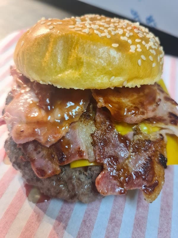 Kezzy Burger