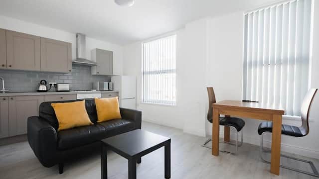 Accommodation at Platform Stadium apartment with parking in hull