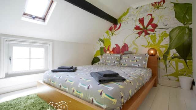 Accommodation at Central Harrogate Townhouse - HIC Bottom of road! in harrogate