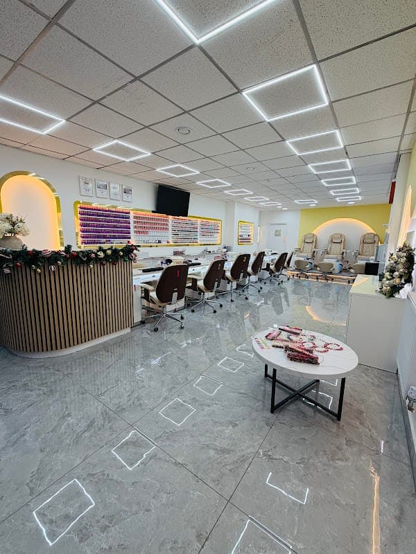 Bella Nails & Beauty