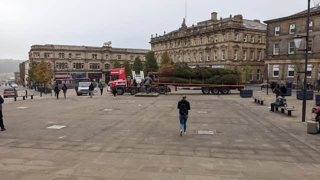 Bus Stop at St. George's Square (stop S4) - Bus Stops in huddersfield