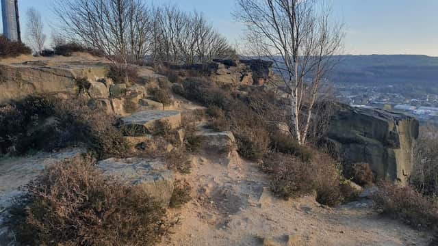 Gilstead Crag - Attraction in bingley