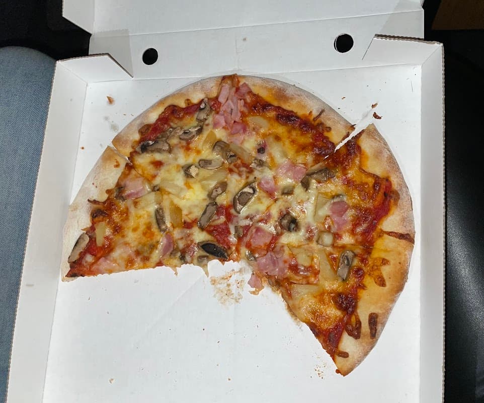 Mama Mia Pizza