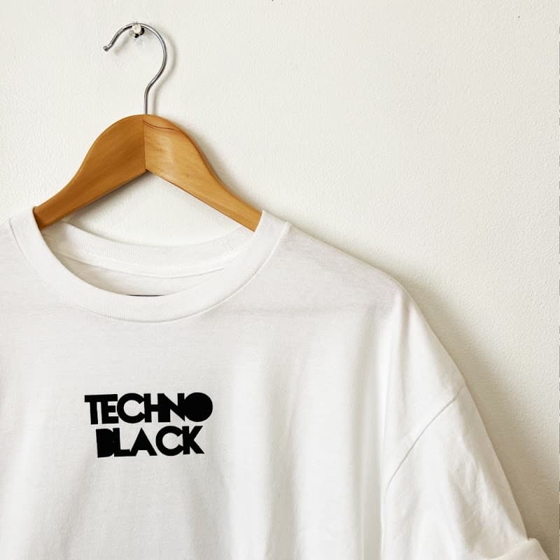 Techno Black