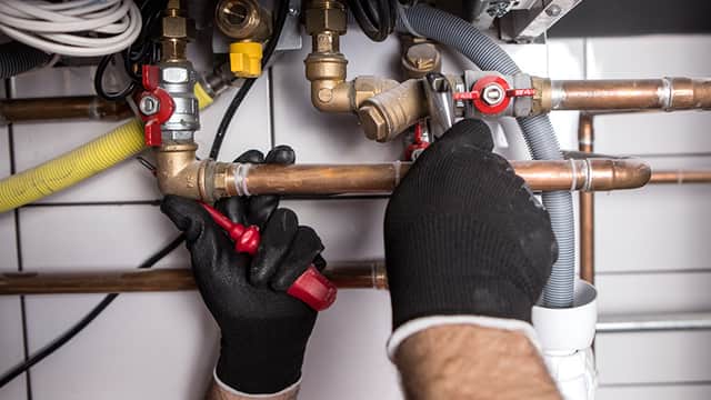Radlington Plumbing & Heating Services - Plumbers in penistone