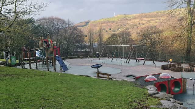 Cliff Castle Play Park - Playgrounds in keighley
