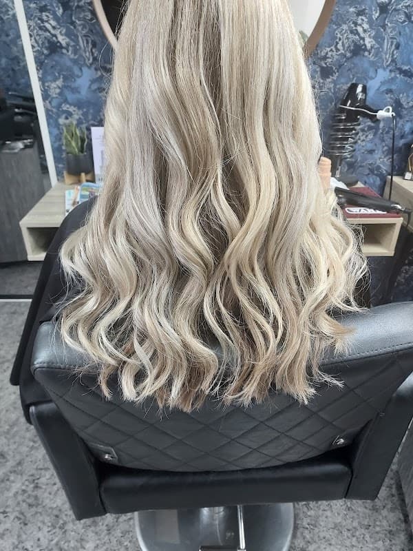 Salon 54