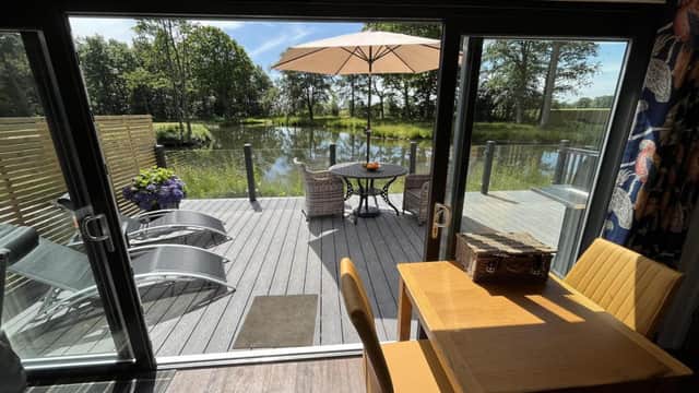 Cedar Boutique Lodge-dog fishing and Spa access, York, Yorkshire