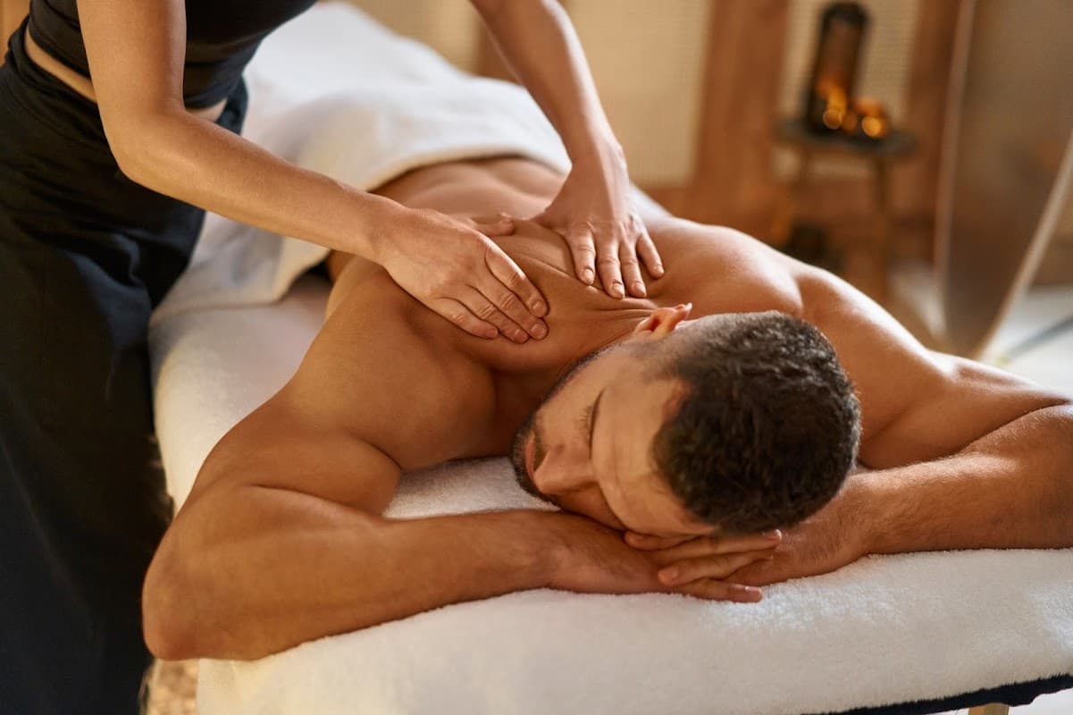 Liana massage and spa